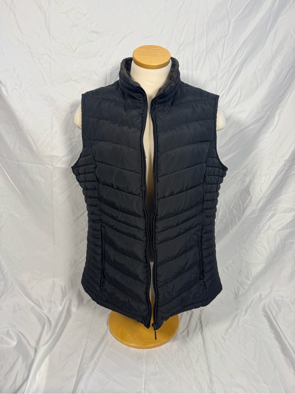 Weatherproof Black Quilted Lightweight Puffer Vest